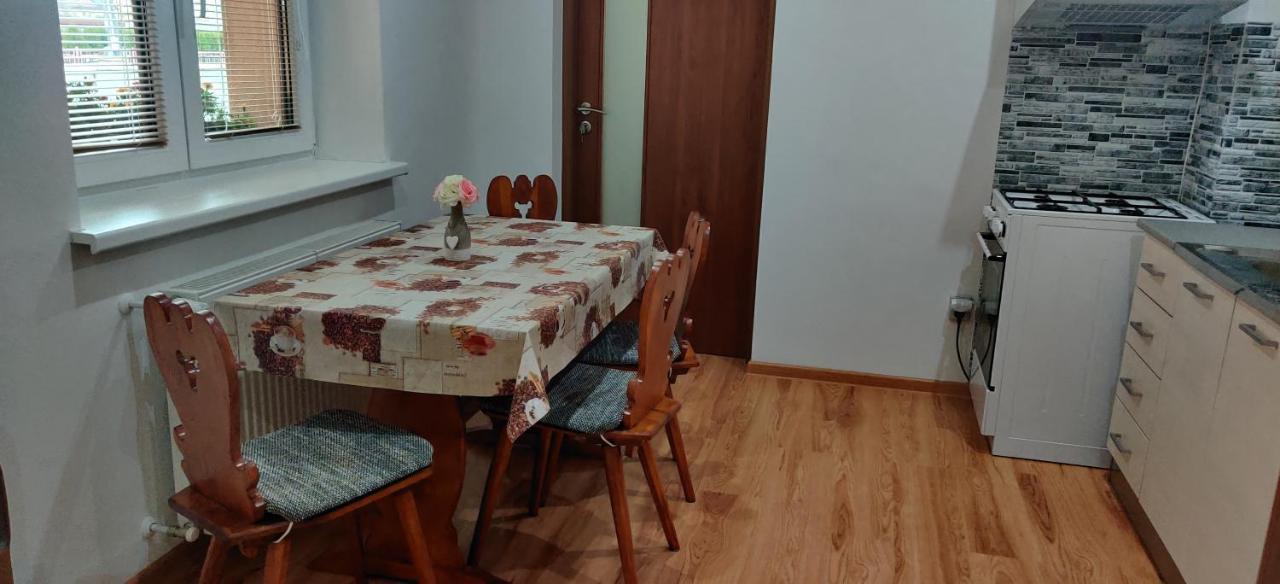 Privat Velvet Casa de hóspedes Turčianske Teplice Exterior foto