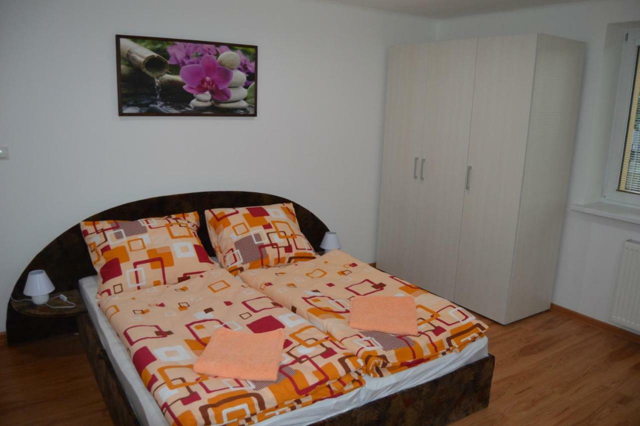 Privat Velvet Casa de hóspedes Turčianske Teplice Exterior foto